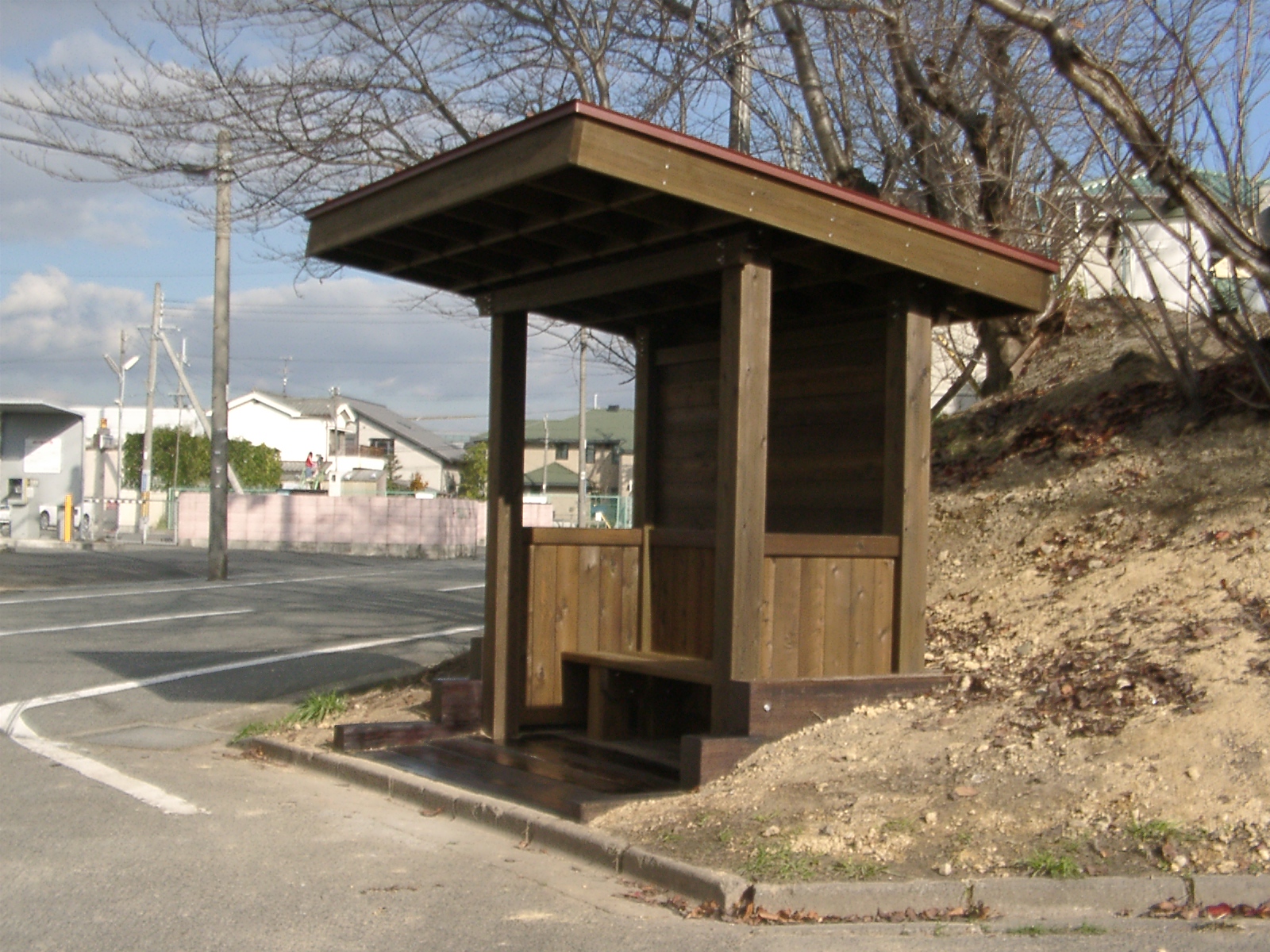 木製バス停留所　バスストップ